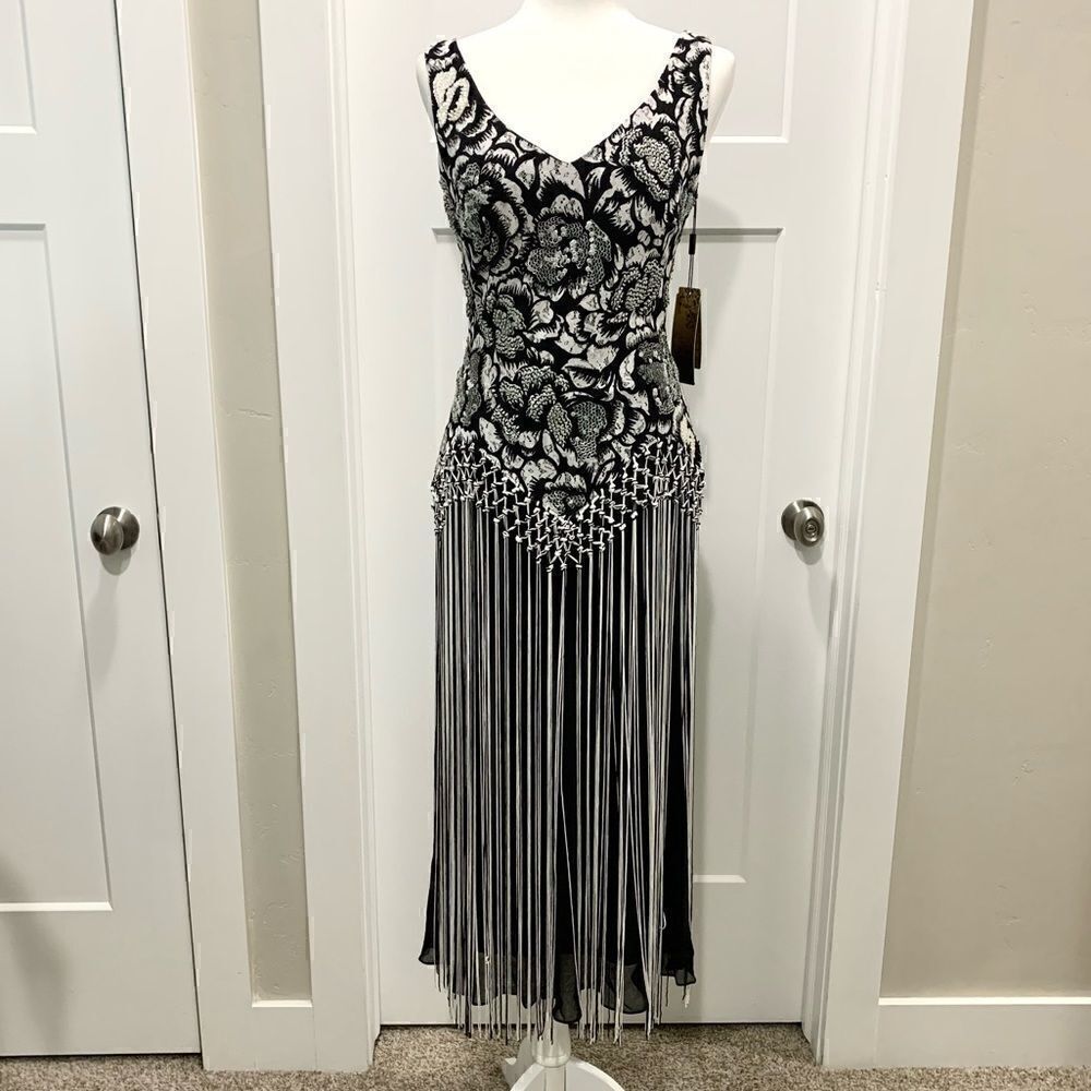 Vintage Style Gorgeous Beaded & Sequined Gown, Woven Tassels Decorative Design